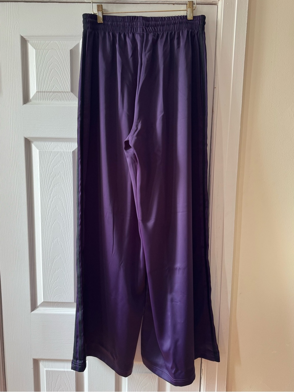 Adidas ADICOLOR SATIN WIDE LEG TRACK PANTS - Picture 10 of 14